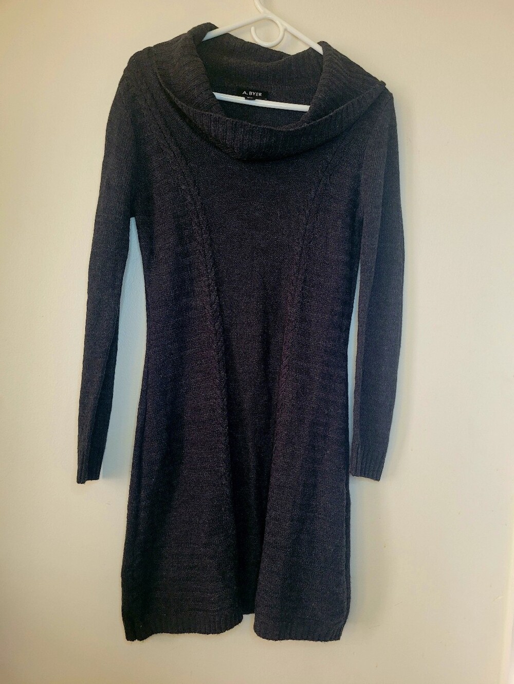 A. Byer Tunic Sweater Cowl Neck Women's Medium Textured Cable Knit Detail Office